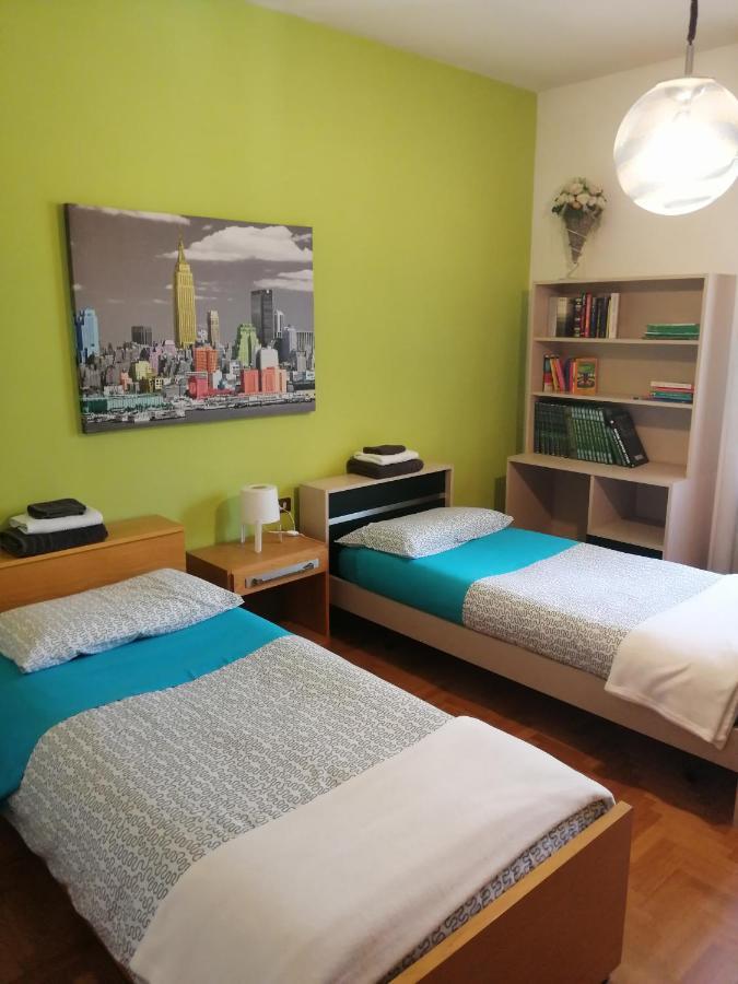Casa Vacanze Donatella Carenno Exterior foto