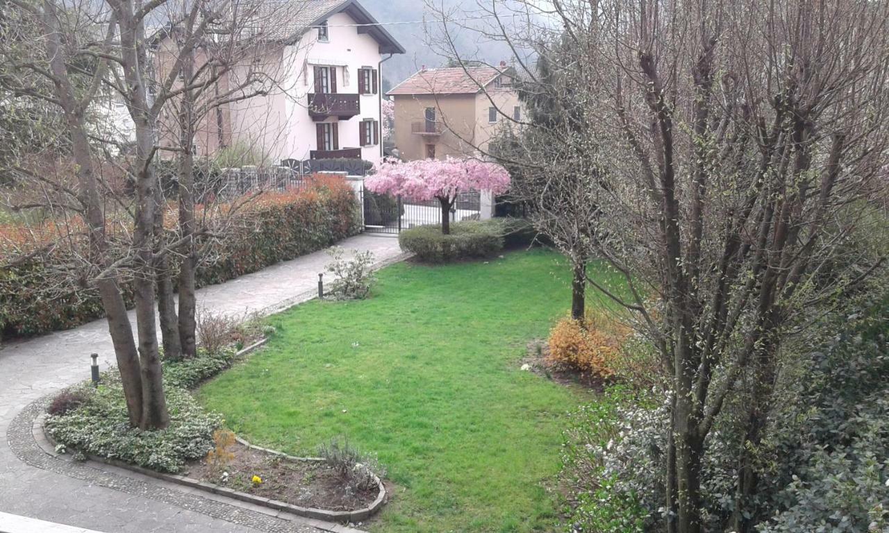 Casa Vacanze Donatella Carenno Exterior foto